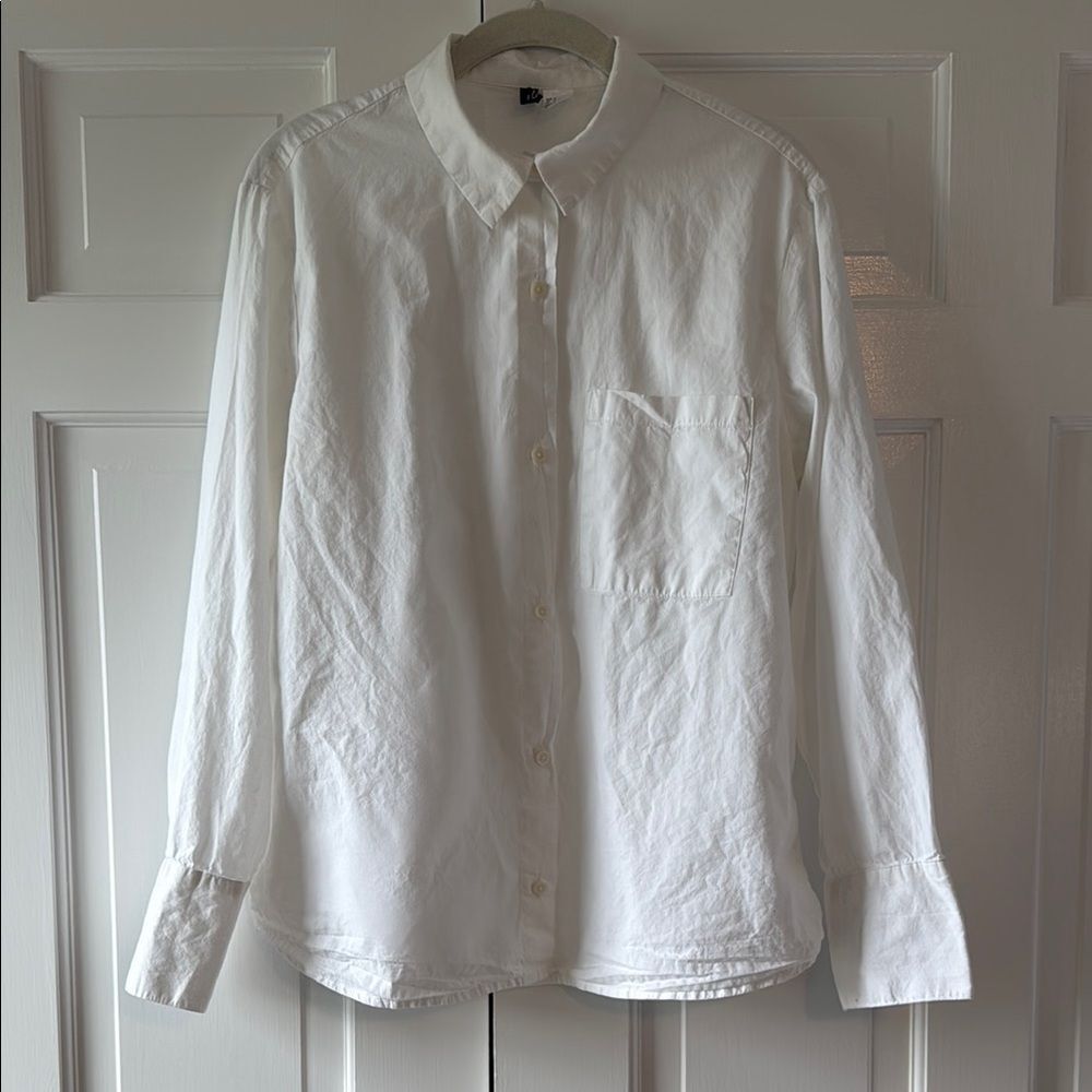 H&M DIVIDED Classic White Cotton Button-Up Shirt Size Small Casual Basic